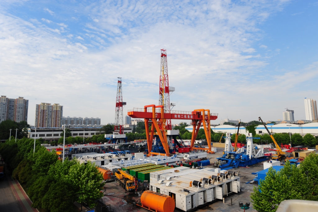 ɭ��������-׷�󽡿�,����һ��ɳ������ֳ��б���ʯ�������޾�����Ŀ